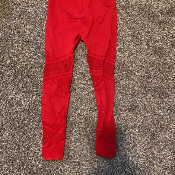 Fabletics Mosaic High waisted leggings - Picture 2 of 5